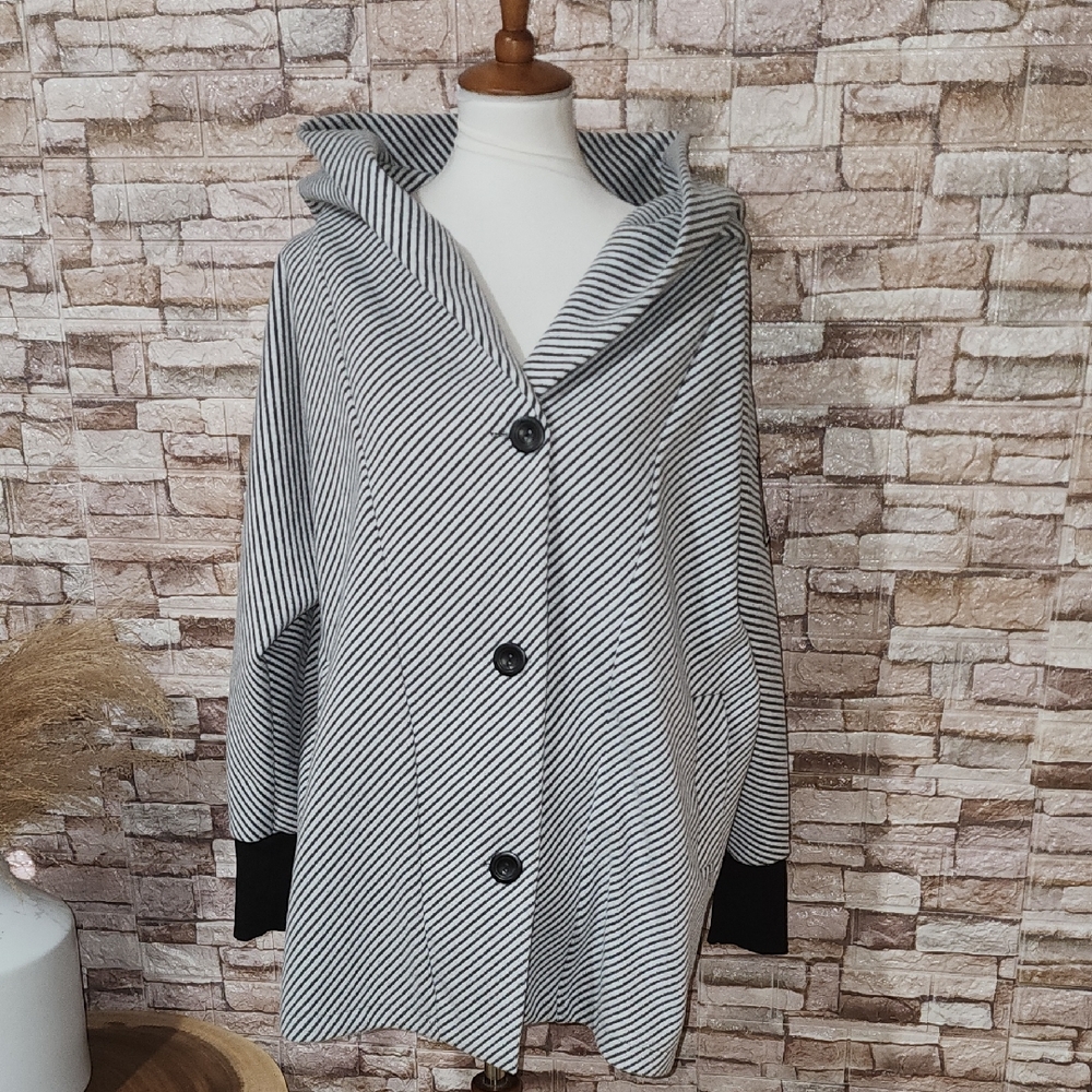Velsatino Light Gray Striped Hooded Coat with Black White  Accents